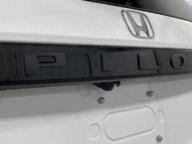 new 2025 Honda Pilot car, priced at $48,280