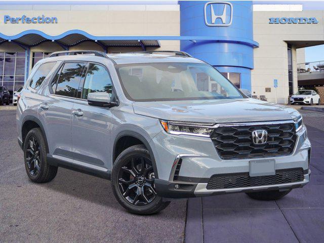 new 2025 Honda Pilot car, priced at $53,450