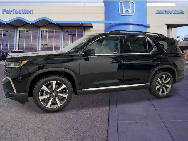 new 2025 Honda Pilot car, priced at $54,530