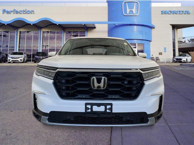 new 2025 Honda Pilot car, priced at $48,280