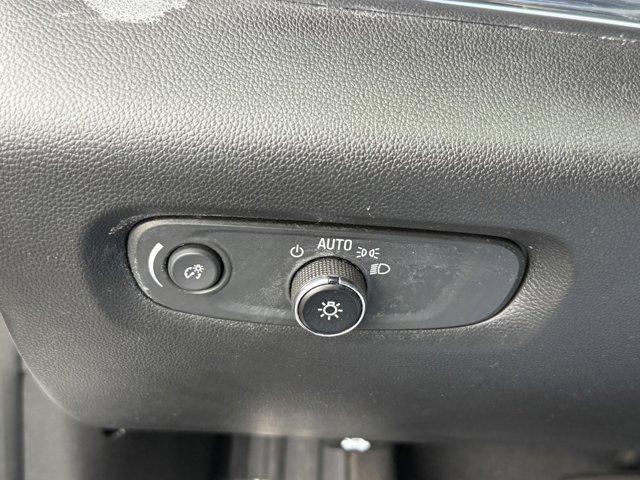 used 2023 Chevrolet Traverse car, priced at $30,991