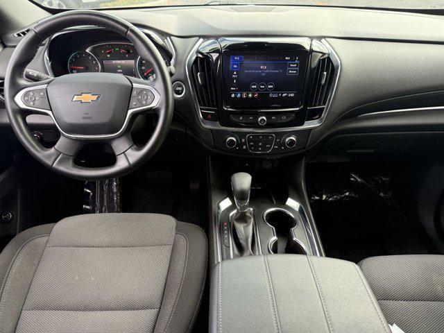used 2023 Chevrolet Traverse car, priced at $30,991