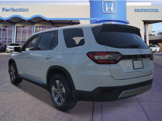 new 2025 Honda Pilot car, priced at $45,050