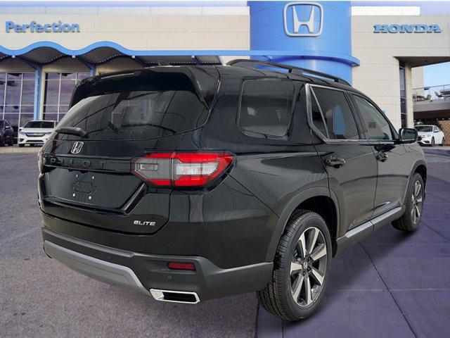 new 2025 Honda Pilot car, priced at $54,530