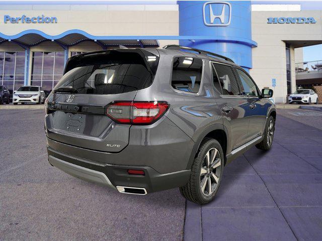 new 2025 Honda Pilot car, priced at $55,260