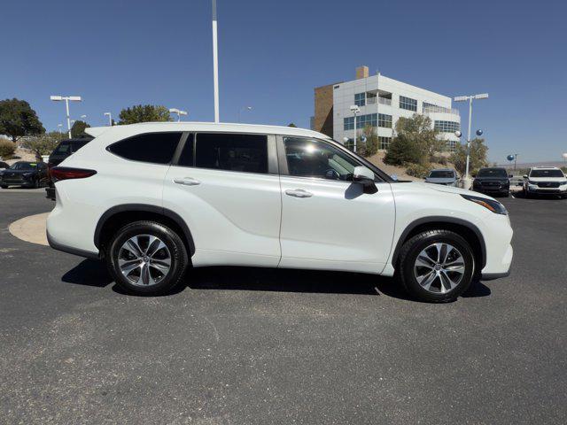 used 2023 Toyota Highlander car, priced at $34,991