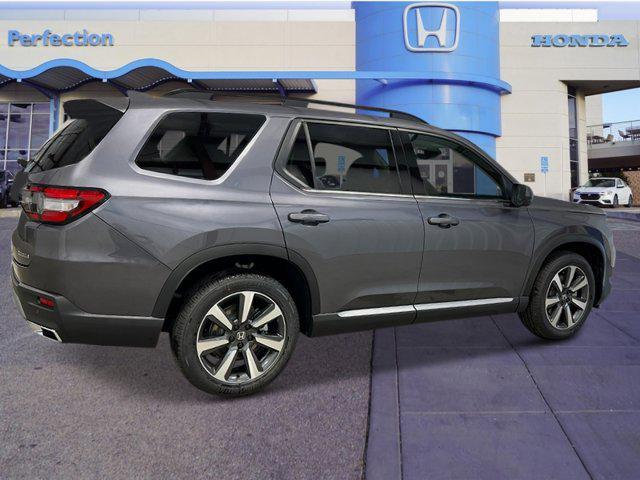 new 2025 Honda Pilot car, priced at $51,095
