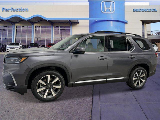 new 2025 Honda Pilot car, priced at $51,095