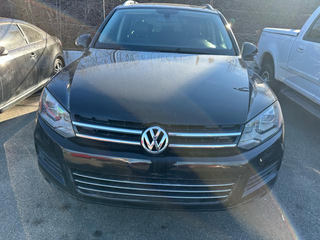 used 2012 Volkswagen Touareg car, priced at $3,995