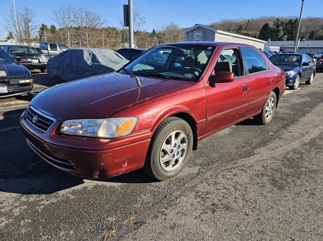 used 2000 Toyota Camry car, priced at $4,995