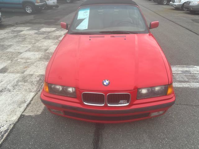 used 1996 BMW 318 car, priced at $3,995