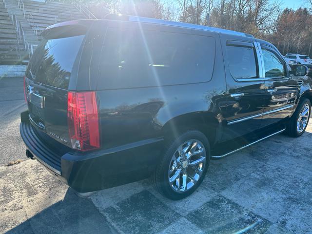 used 2007 Cadillac Escalade ESV car, priced at $9,995