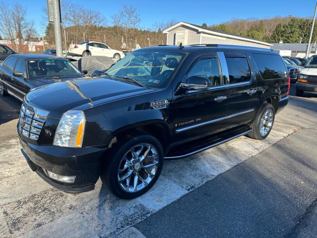 used 2007 Cadillac Escalade ESV car, priced at $9,995