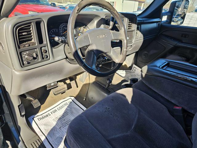 used 2006 GMC Sierra 2500 car, priced at $6,995
