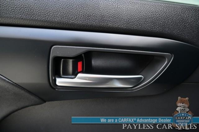 used 2024 Toyota Highlander car, priced at $41,995