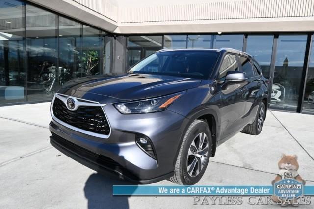 used 2024 Toyota Highlander car, priced at $41,995