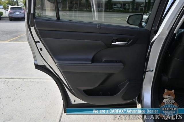 used 2023 Toyota Highlander car, priced at $39,995