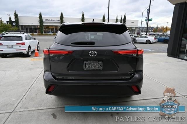 used 2021 Toyota Highlander car, priced at $34,995