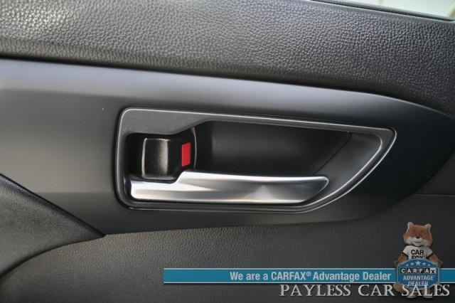 used 2024 Toyota Highlander car, priced at $39,995