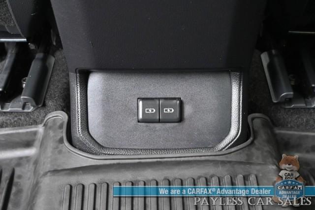 used 2024 Toyota Highlander car, priced at $39,995