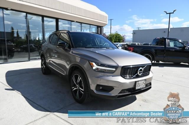 used 2022 Volvo XC40 car