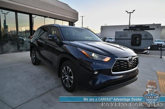 used 2023 Toyota Highlander car, priced at $38,995