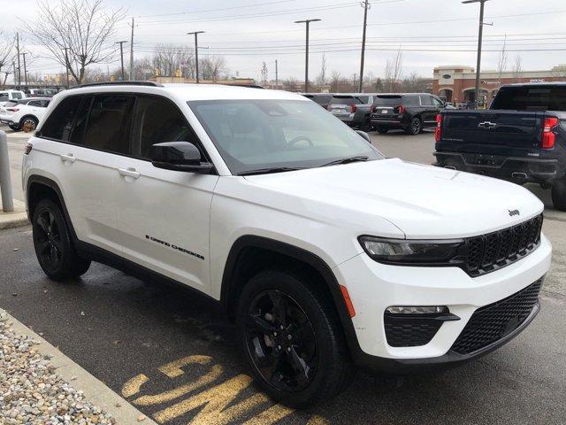 used 2023 Jeep Grand Cherokee car, priced at $32,990