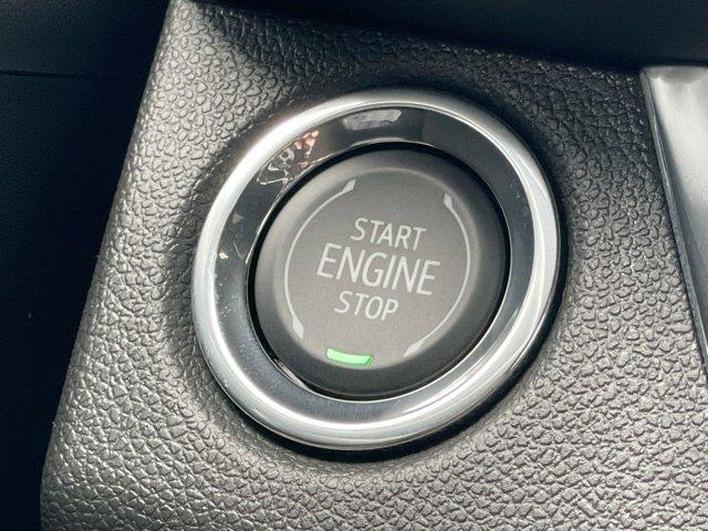new 2025 Buick Envista car, priced at $26,280