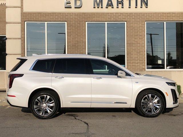 used 2022 Cadillac XT6 car, priced at $34,998