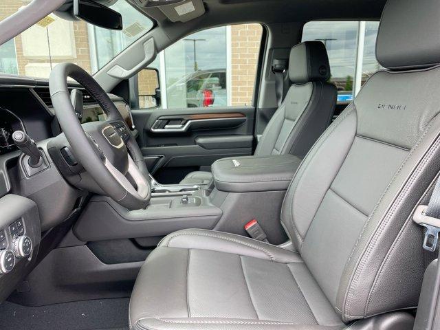 new 2025 GMC Sierra 3500 car, priced at $85,625
