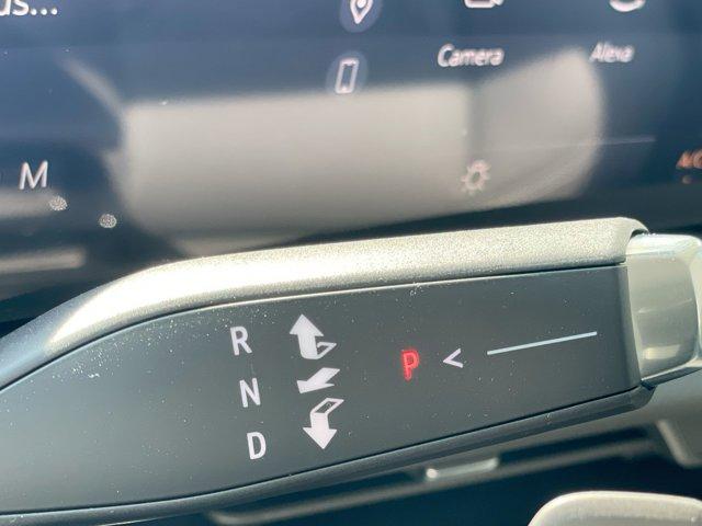 new 2025 Buick Envision car, priced at $36,490