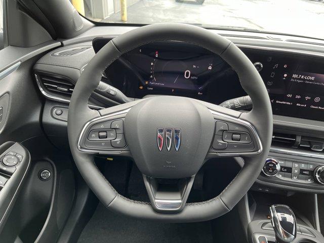 new 2025 Buick Envista car, priced at $26,530