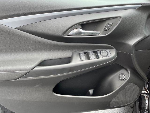 new 2025 Buick Envista car, priced at $26,530