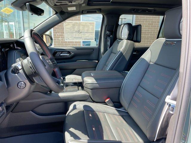 new 2025 GMC Yukon XL car, priced at $104,634