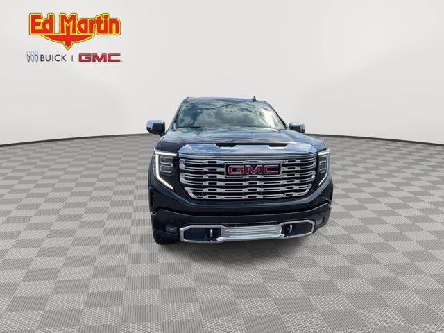 new 2025 GMC Sierra 1500 car, priced at $69,600