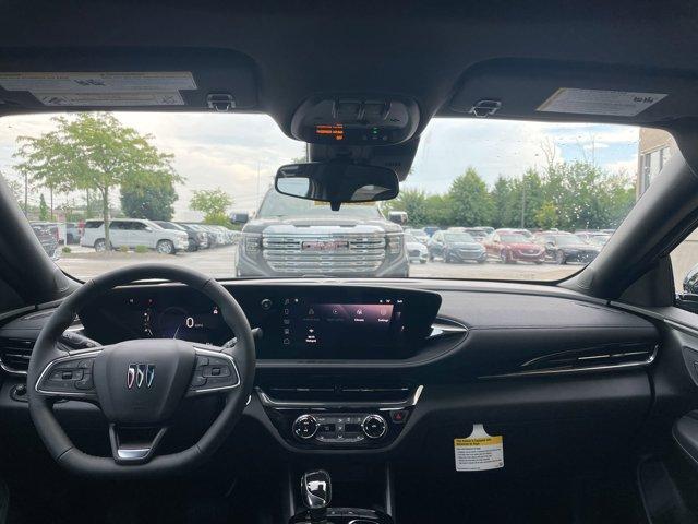 new 2025 Buick Envista car, priced at $30,070