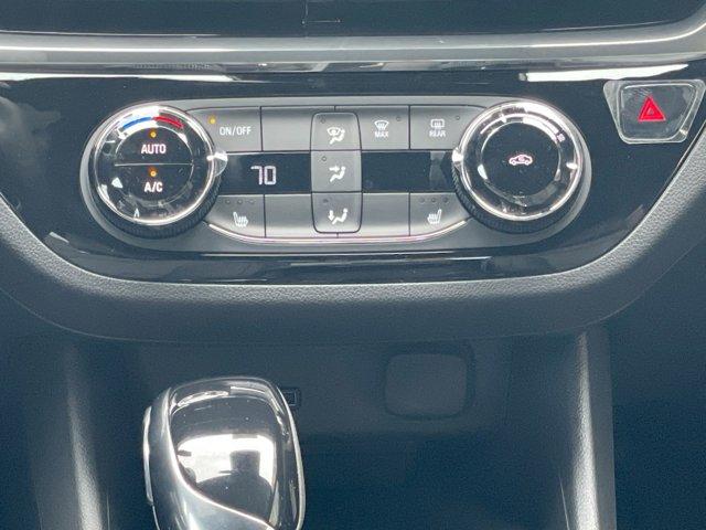 new 2025 Buick Envista car, priced at $30,070