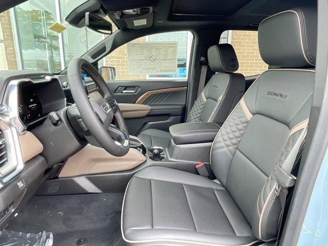 new 2025 GMC Canyon car, priced at $54,635