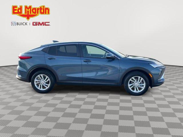 new 2025 Buick Envista car, priced at $24,535