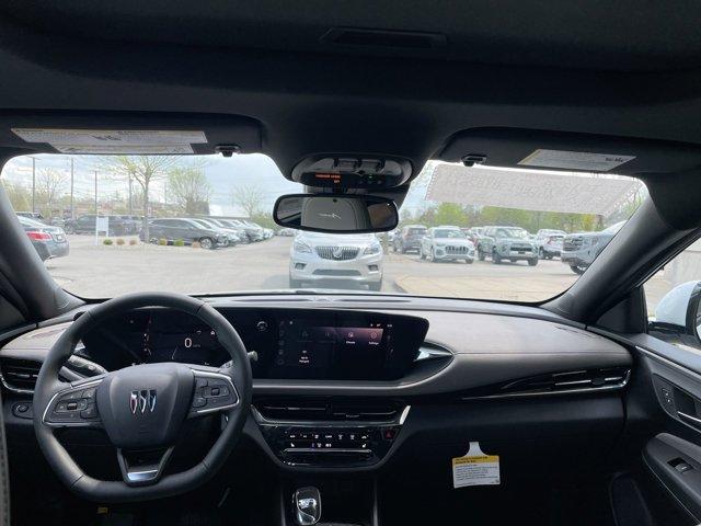 new 2025 Buick Envista car, priced at $30,085
