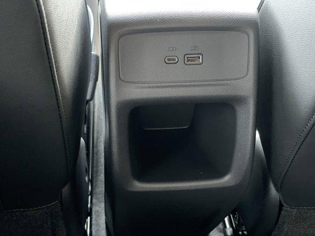new 2025 Buick Envista car, priced at $28,775