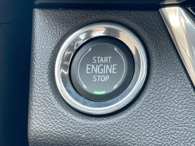 new 2025 Buick Envista car, priced at $28,775
