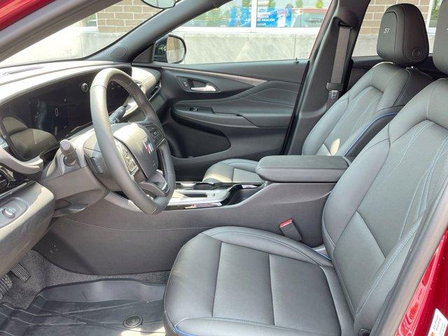 new 2025 Buick Envista car, priced at $28,775