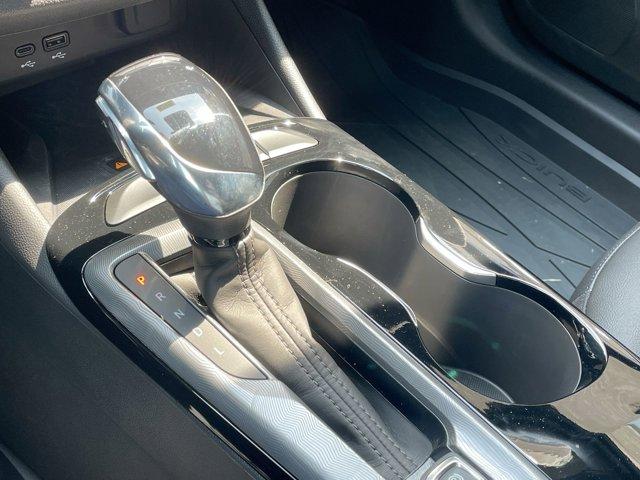 new 2025 Buick Envista car, priced at $28,775