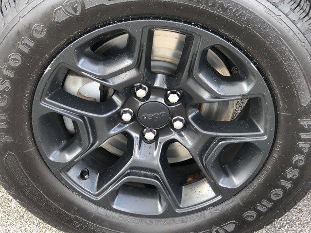 used 2019 Jeep Cherokee car, priced at $18,998