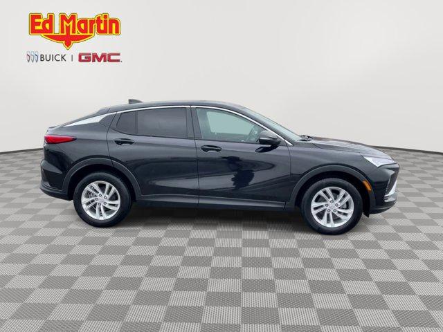 new 2025 Buick Envista car, priced at $24,635