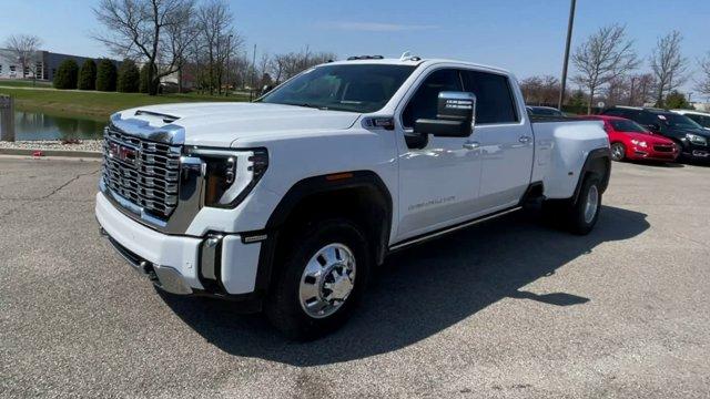 new 2024 GMC Sierra 3500 car, priced at $93,900