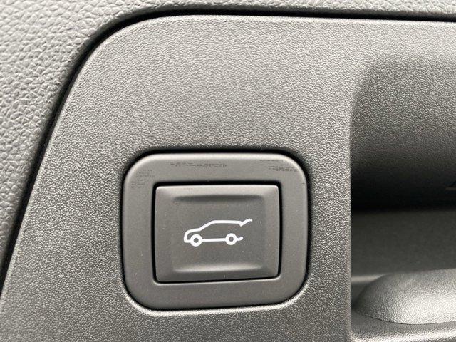 new 2025 Buick Envision car, priced at $38,396