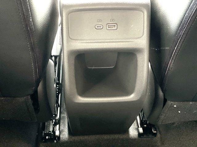 new 2025 Buick Envista car, priced at $23,735