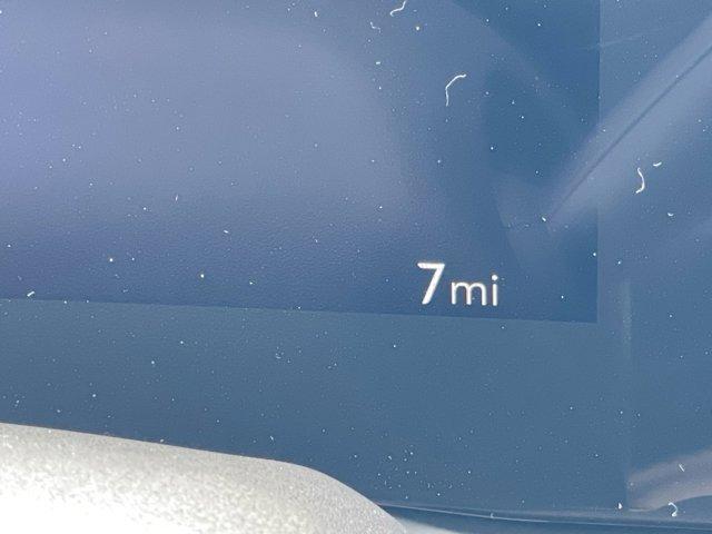 new 2025 Buick Envista car, priced at $30,085
